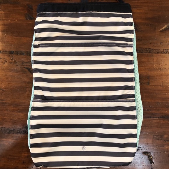 🍋Lululemon Sweaty Or Not Bag - Picture 2 of 4